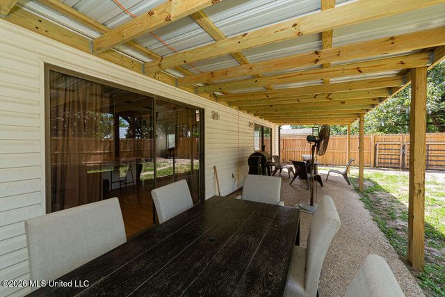 5420 Diamondhead Drive, Diamondhead, MS 39525