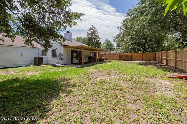 5420 Diamondhead Drive, Diamondhead, MS 39525
