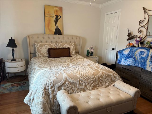 302 West Drive, Kemah, TX 77565