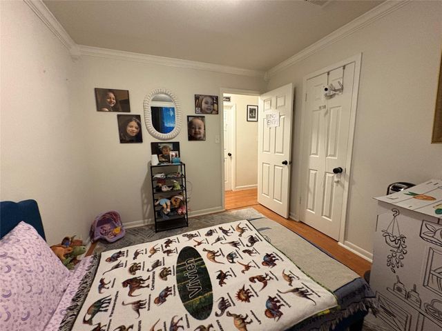 302 West Drive, Kemah, TX 77565