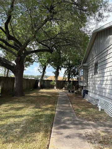 302 West Drive, Kemah, TX 77565