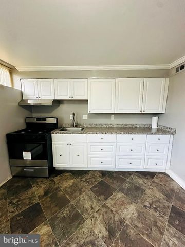3912 KENYON AVE, Baltimore, MD 21213