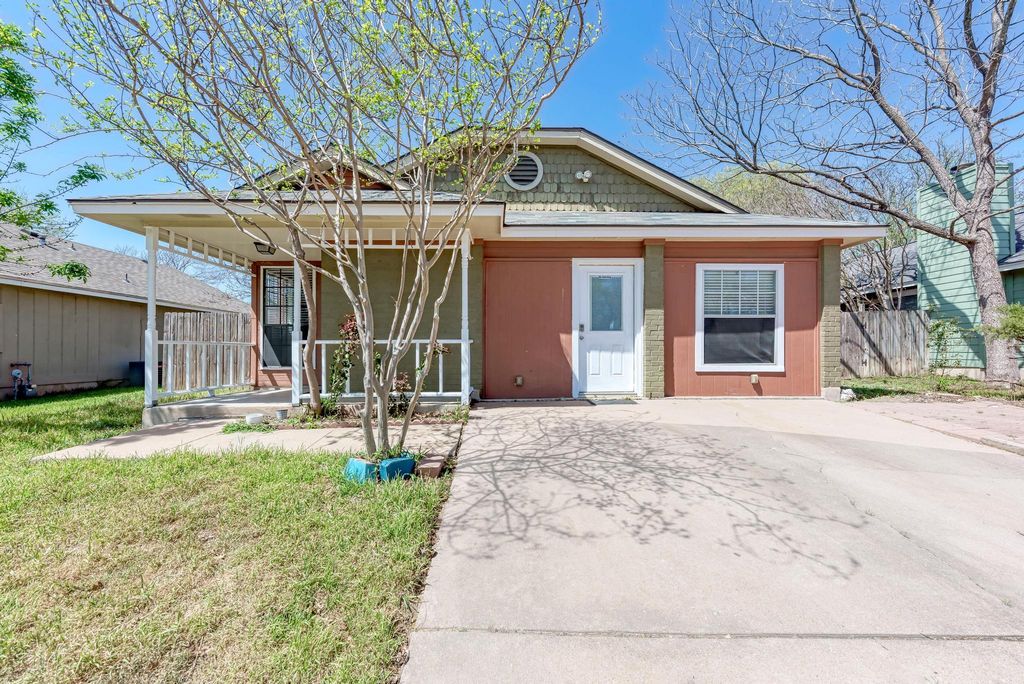 8610 Croydon LOOP, Austin, TX 78748