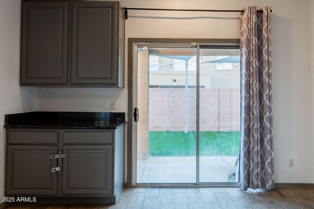 7780 N 57TH Drive, Glendale, AZ 85301