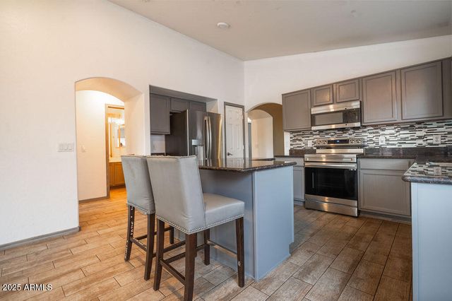 7780 N 57TH Drive, Glendale, AZ 85301