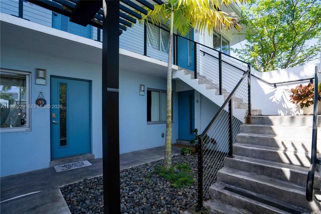 2400 NE 26th St 1, Fort Lauderdale, FL 33305