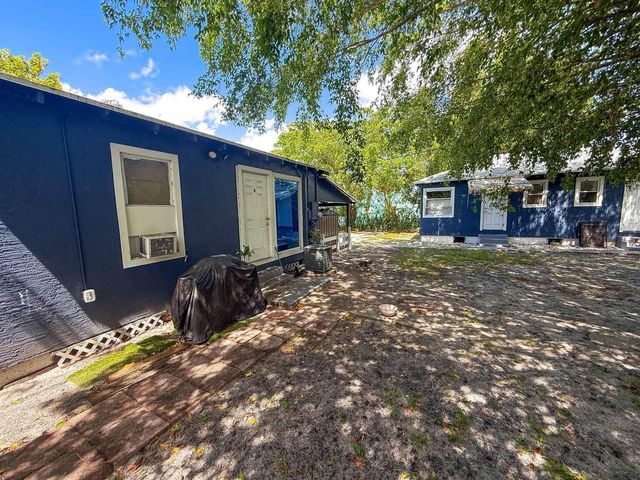 3804 Miller Avenue, West Palm Beach, FL 33405