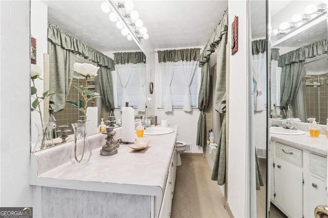 3948 Bright Star Road, Douglasville, GA 30135