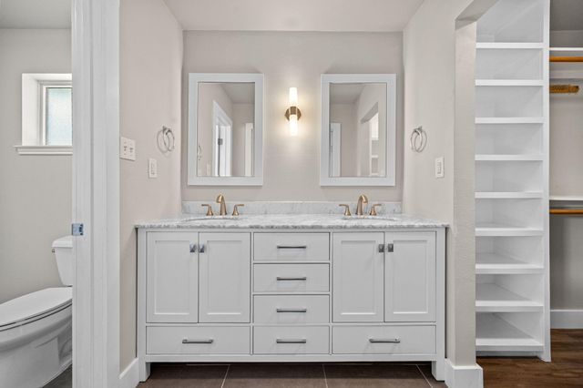 12915 Westleigh Drive, Houston, TX 77077