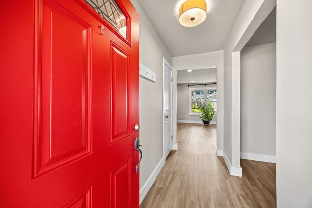 12915 Westleigh Drive, Houston, TX 77077