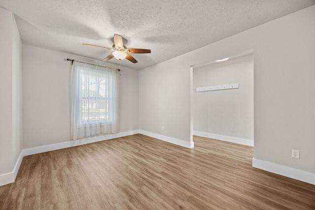 12915 Westleigh Drive, Houston, TX 77077