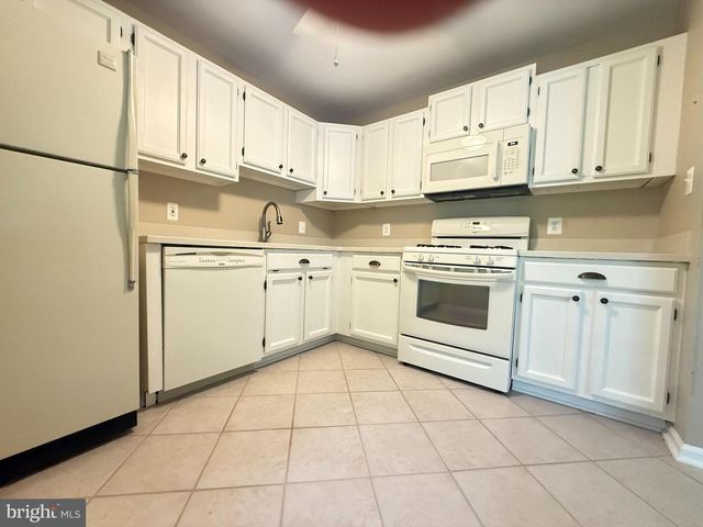 3705 WALTHAM CT, Yardley, PA 19067