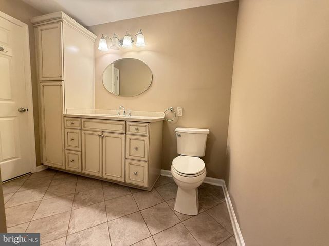 3705 WALTHAM CT, Yardley, PA 19067