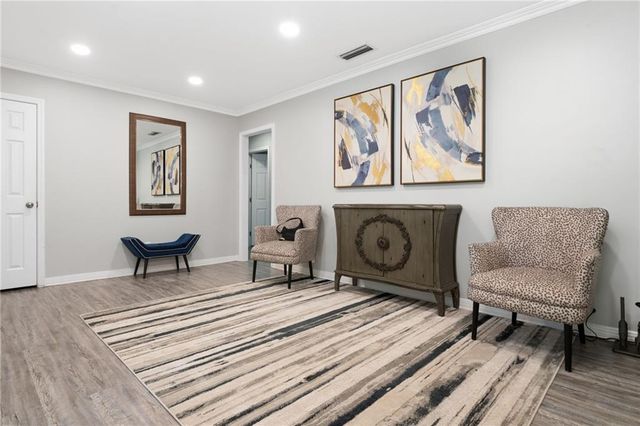 2660 Woodcliff Drive E, Mobile, AL 36693