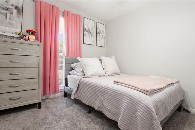2660 Woodcliff Drive E, Mobile, AL 36693