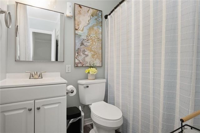 2660 Woodcliff Drive E, Mobile, AL 36693