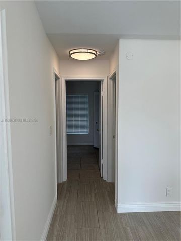 9841 Ridgecreek Rd, Boca Raton, FL 33496