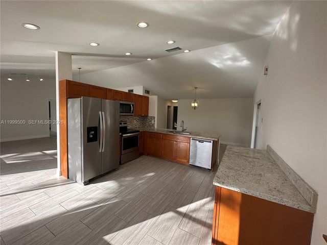 9841 Ridgecreek Rd, Boca Raton, FL 33496