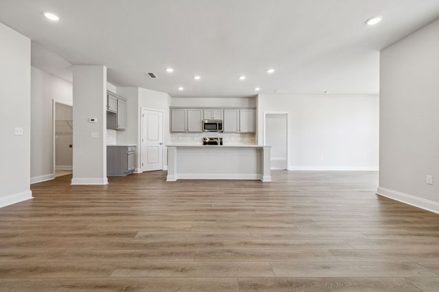 312 Stonehaus Circle, Antioch, TN 37013