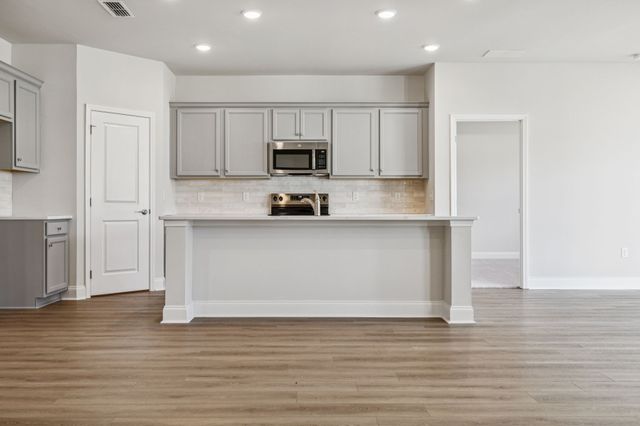 312 Stonehaus Circle, Antioch, TN 37013