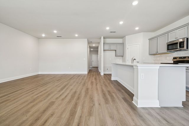 312 Stonehaus Circle, Antioch, TN 37013