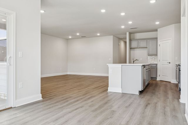 312 Stonehaus Circle, Antioch, TN 37013