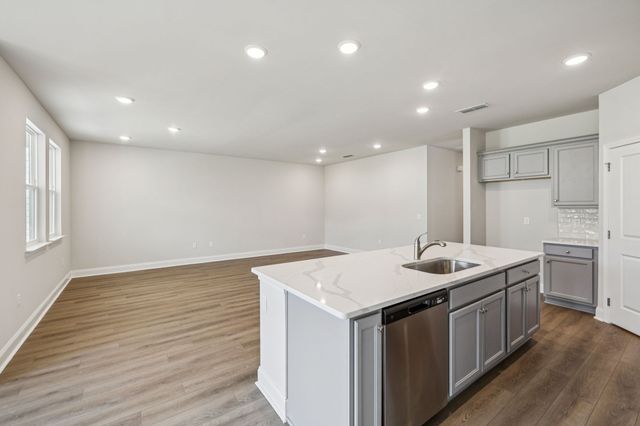 312 Stonehaus Circle, Antioch, TN 37013