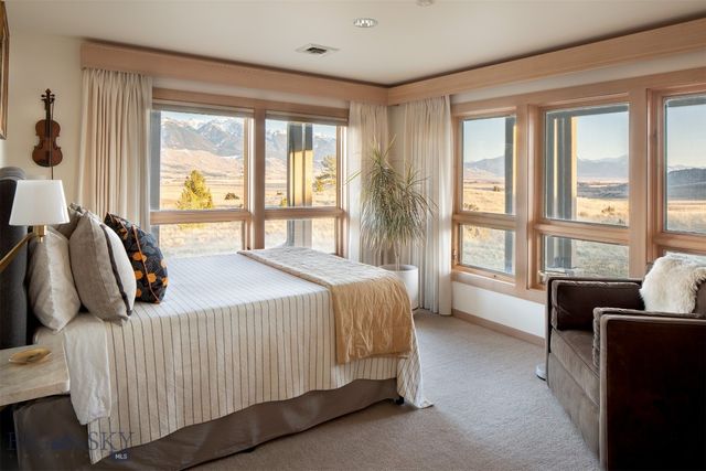 173 Spring Creek Hills Road, Livingston, MT 59047