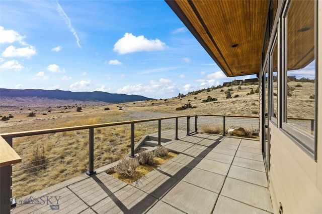 173 Spring Creek Hills Road, Livingston, MT 59047
