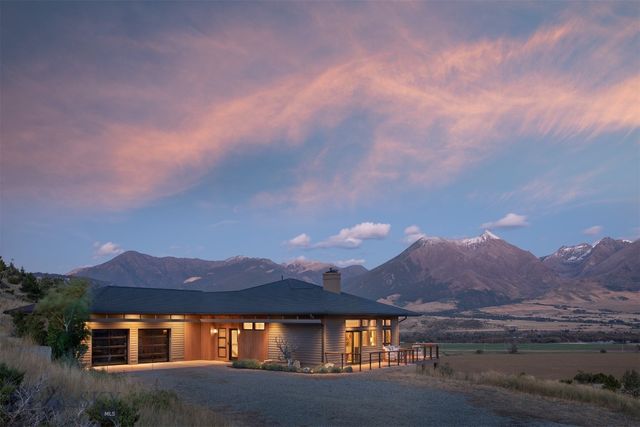 173 Spring Creek Hills Road, Livingston, MT 59047