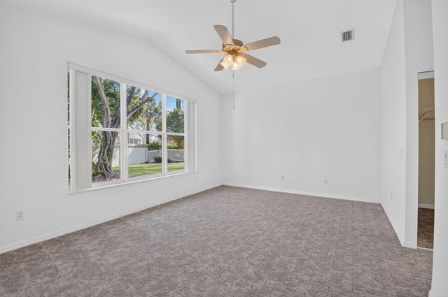 8107 BELLAFIORE Way, Boynton Beach, FL 33472