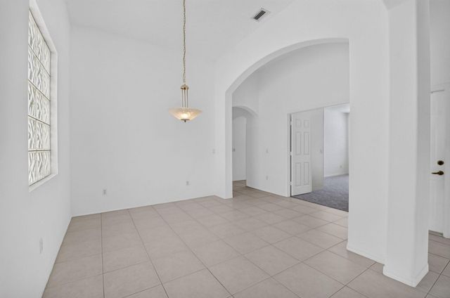 8107 BELLAFIORE Way, Boynton Beach, FL 33472
