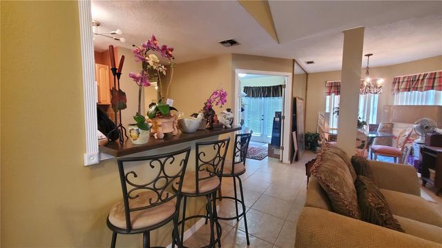 626 CAMBRIDGE WAY 93, Altamonte Springs, FL 32714