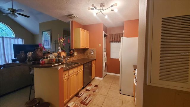 626 CAMBRIDGE WAY 93, Altamonte Springs, FL 32714
