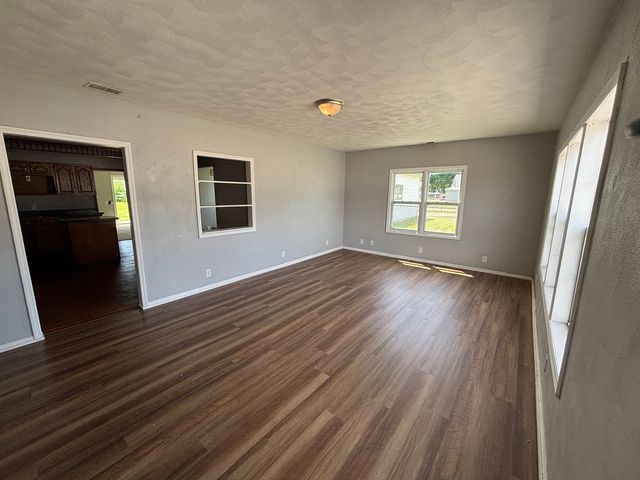 104 5th Street, Colona, IL 61241