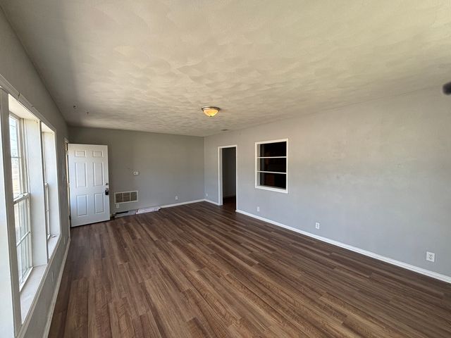 104 5th Street, Colona, IL 61241