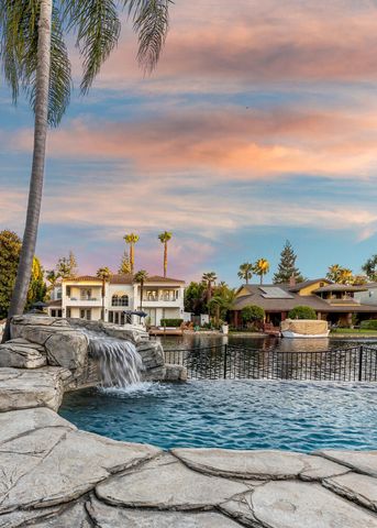 5721 W Prospect Drive, Visalia, CA 93291