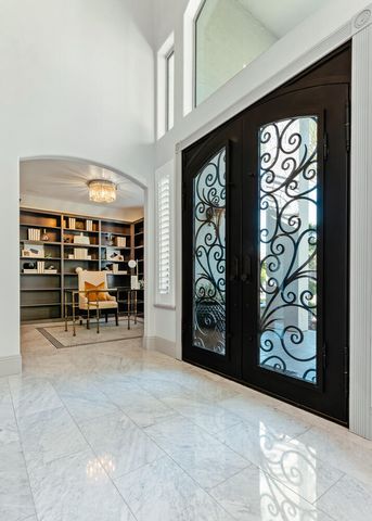 5721 W Prospect Drive, Visalia, CA 93291