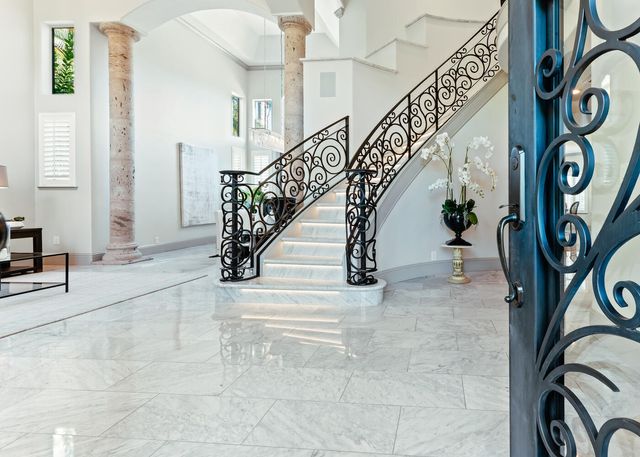 5721 W Prospect Drive, Visalia, CA 93291