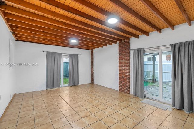 13817 SW 24th St 13817, Miami, FL 33175