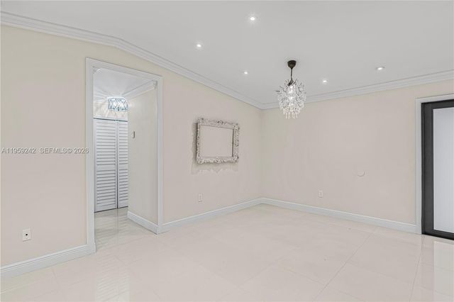 13817 SW 24th St 13817, Miami, FL 33175