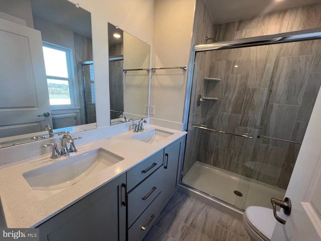 805 PECAN RD, Spring City, PA 19475