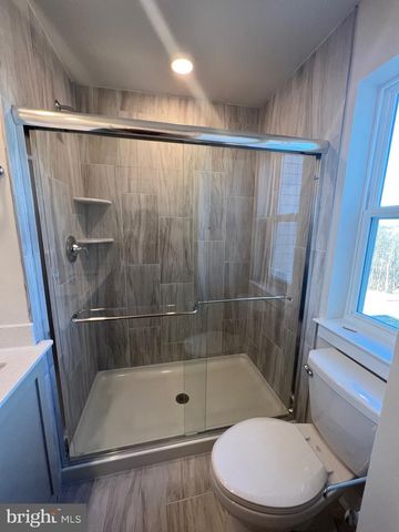 805 PECAN RD, Spring City, PA 19475