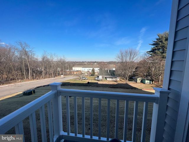 805 PECAN RD, Spring City, PA 19475
