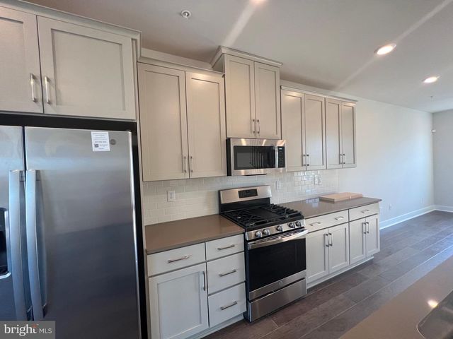 805 PECAN RD, Spring City, PA 19475