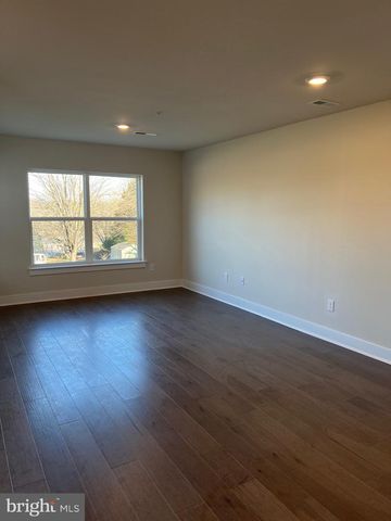 805 PECAN RD, Spring City, PA 19475