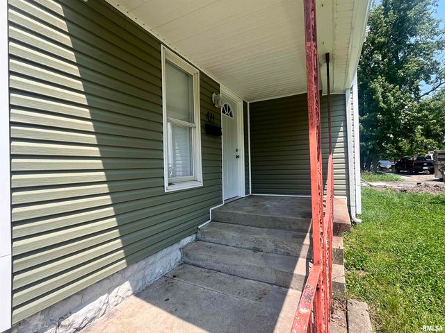 421 N 18TH Street, Herrin, IL 62948