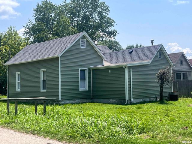 421 N 18TH Street, Herrin, IL 62948