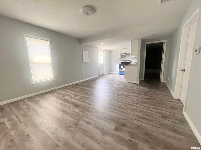 421 N 18TH Street, Herrin, IL 62948