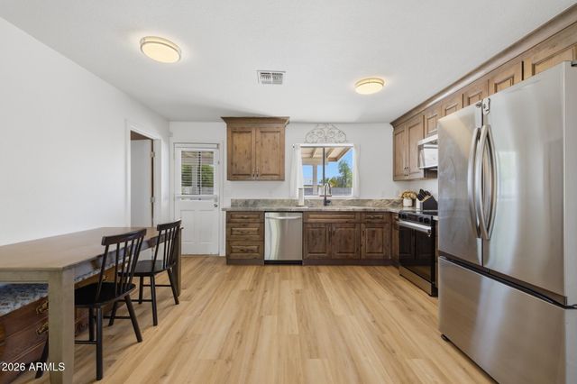 9251 W GARY Road, Peoria, AZ 85345